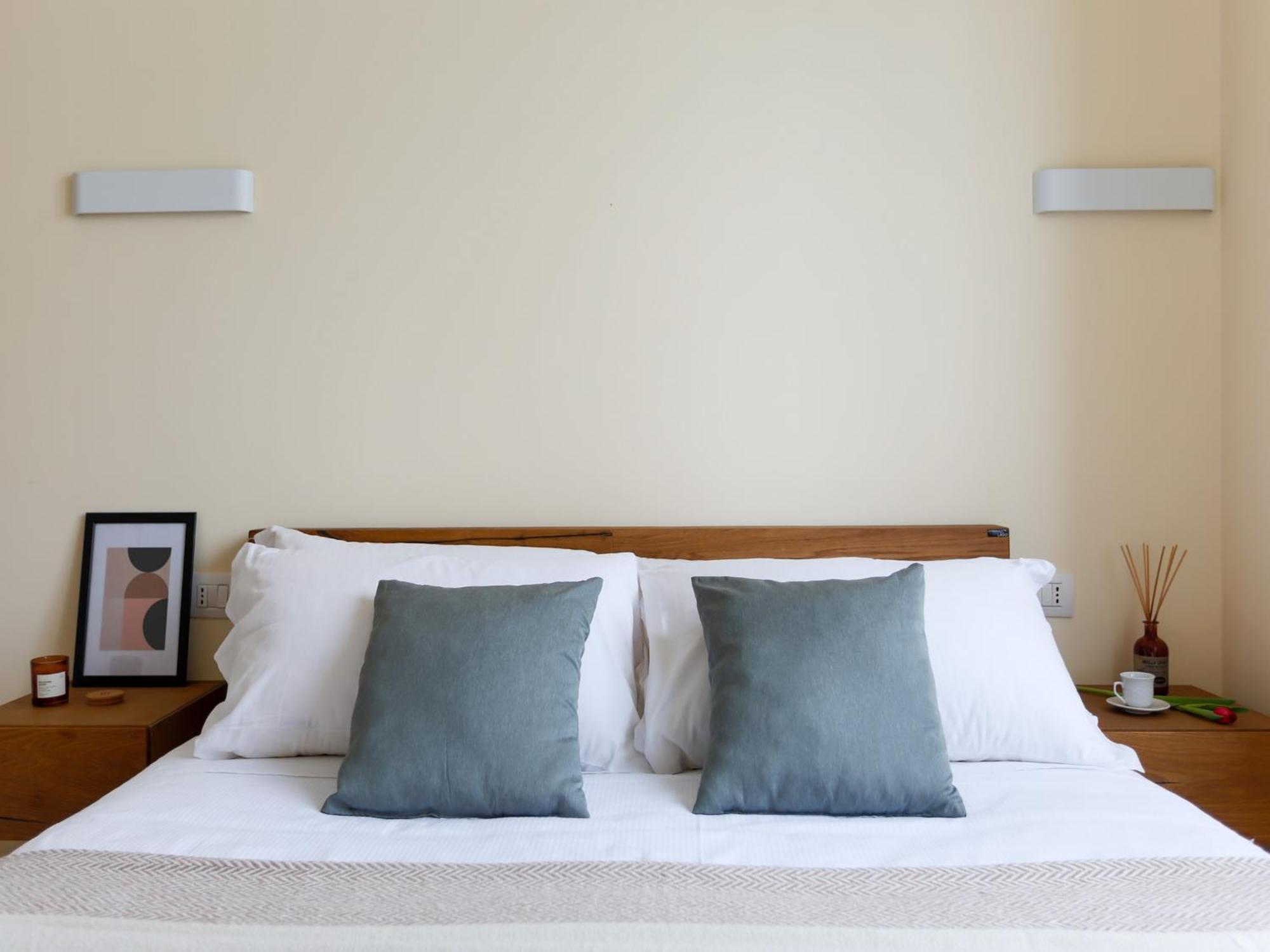 The Best Rent - Bright One-Bedroom Apartment In Corso Vittorio Emanuele II Milan Luaran gambar